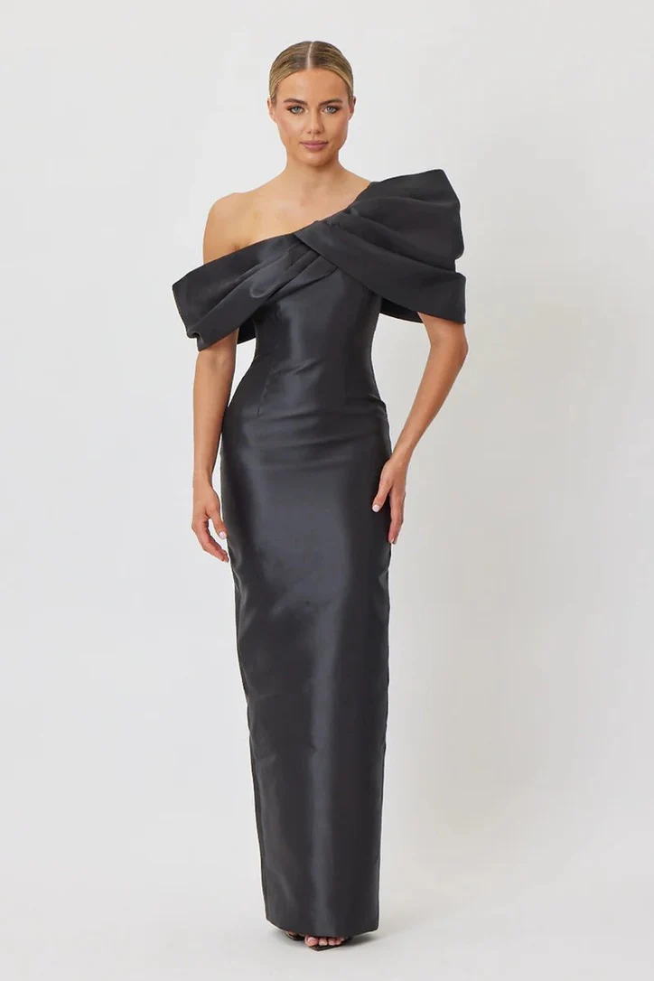 Bianca & Bridgett Selma Midi Dress - Black