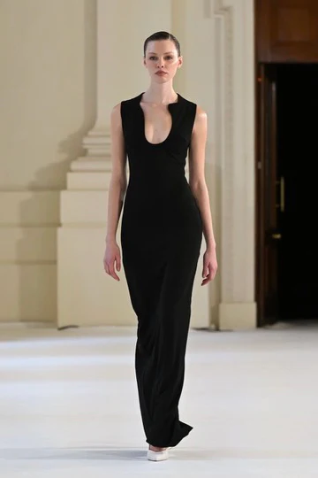 Effie Kats Bloom Gown - Black - Image 2