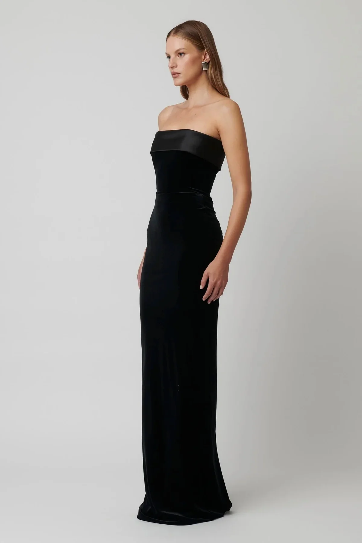 Effie Kats Monroe Gown - Black Velvet - Image 2