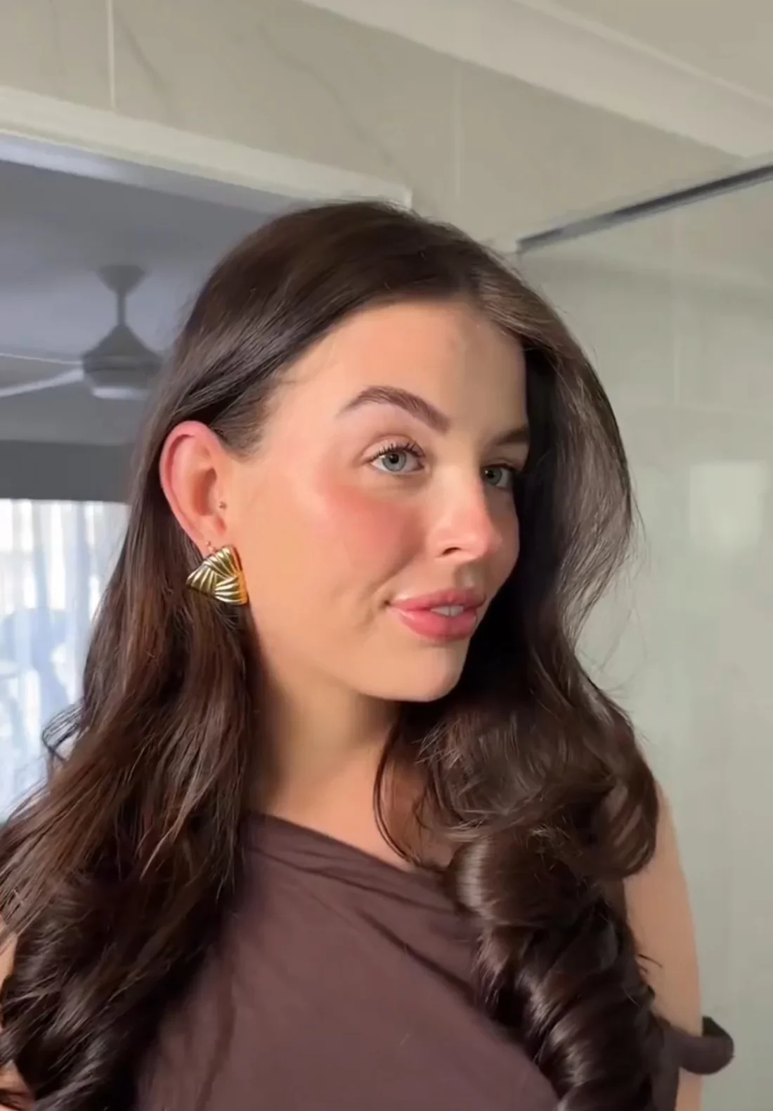 Love Her Alexandra Earrings - Gold - Image 4