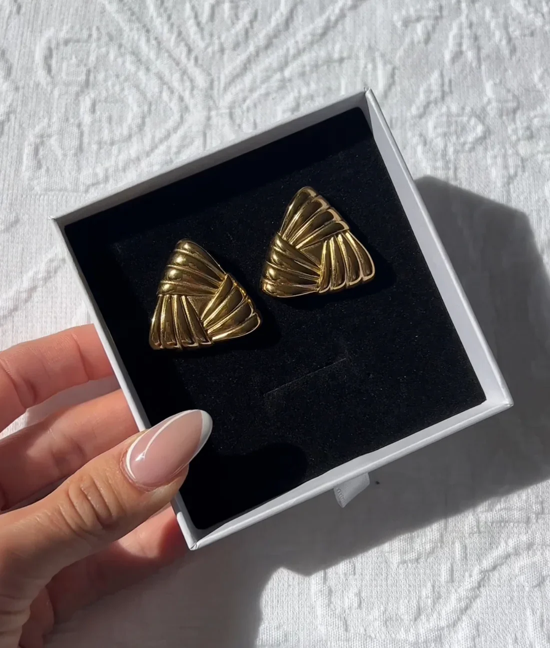 Love Her Alexandra Earrings - Gold - Image 5
