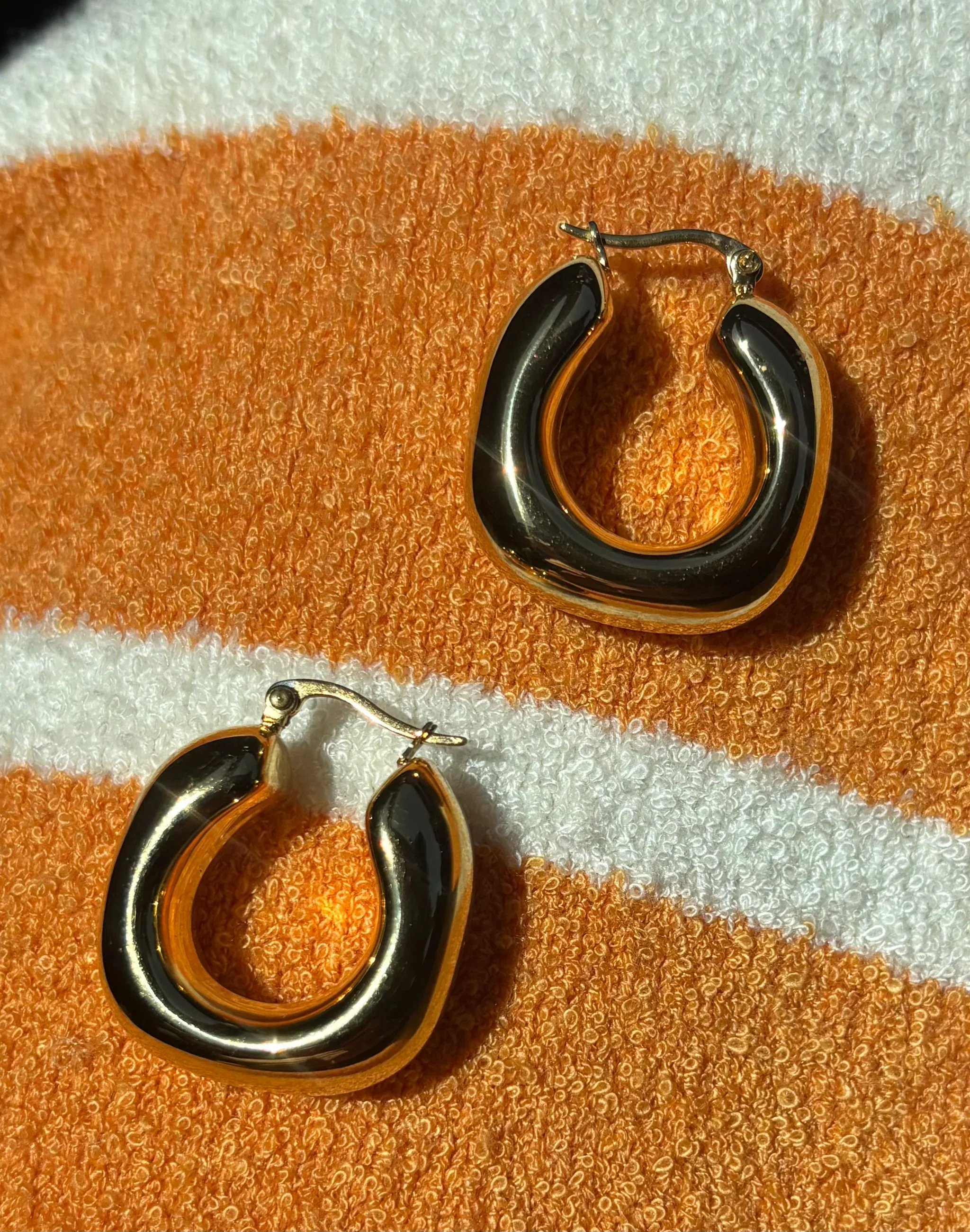 Love Her Charlotte Earrings - Gold - Image 2
