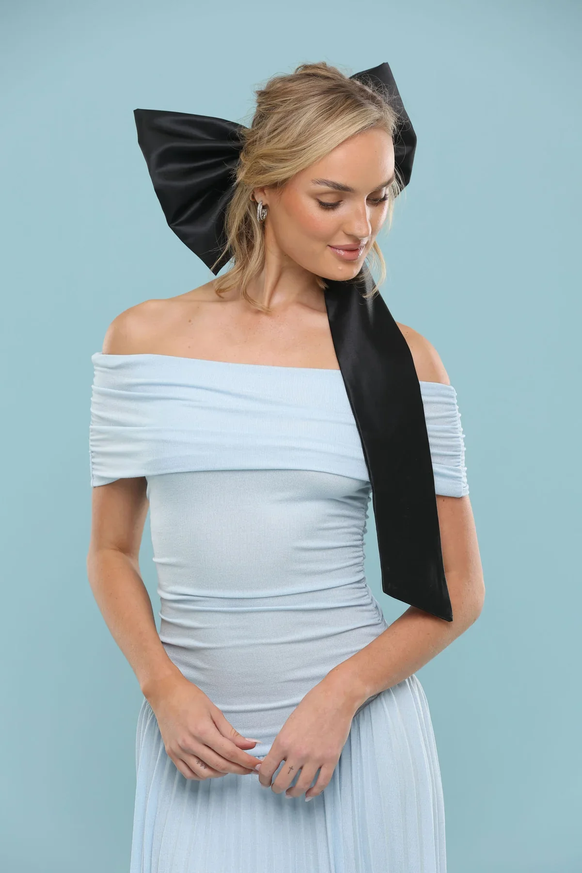 Morgan & Taylor Carmen Oversized Bow - Black - Image 3
