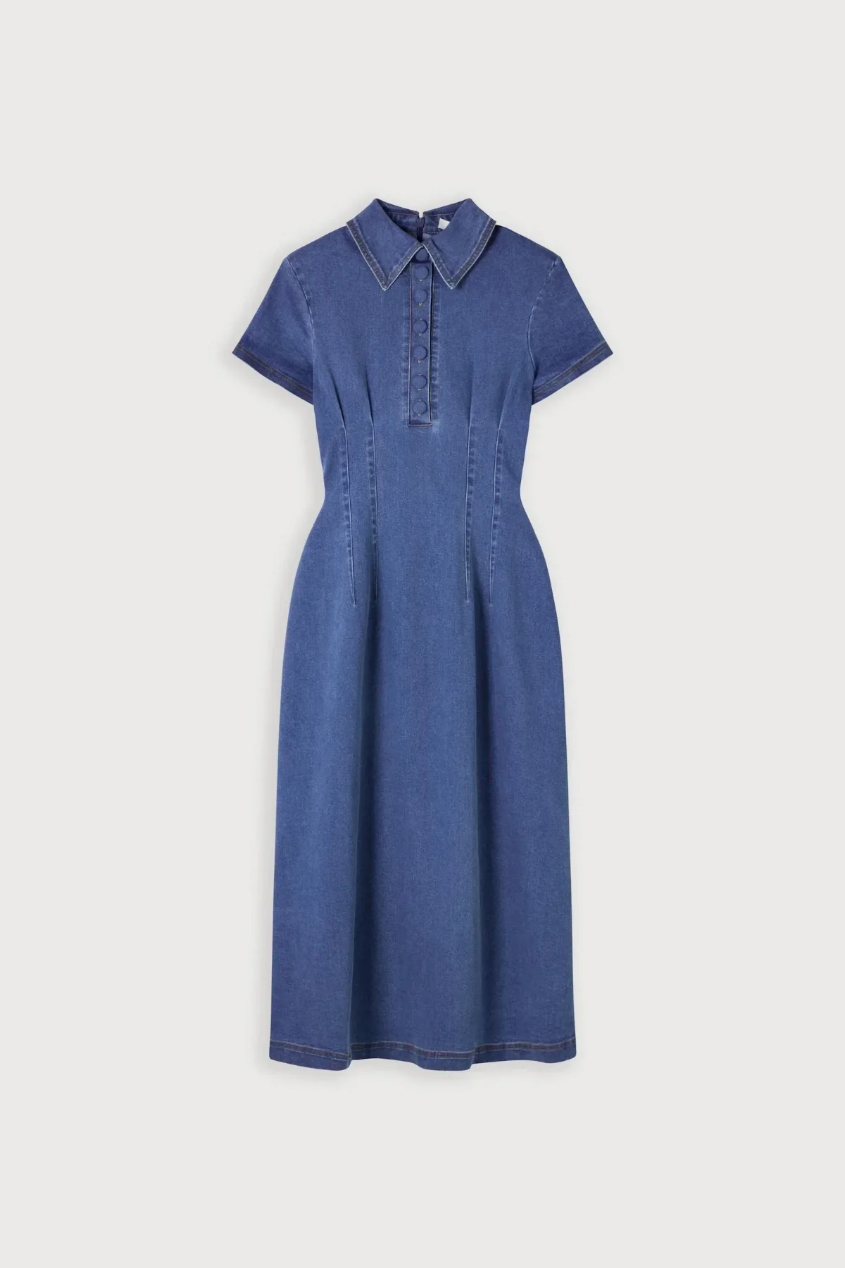 Odd Muse The Ultimate Muse Denim Collared Midi Dress - Light Blue - Image 6