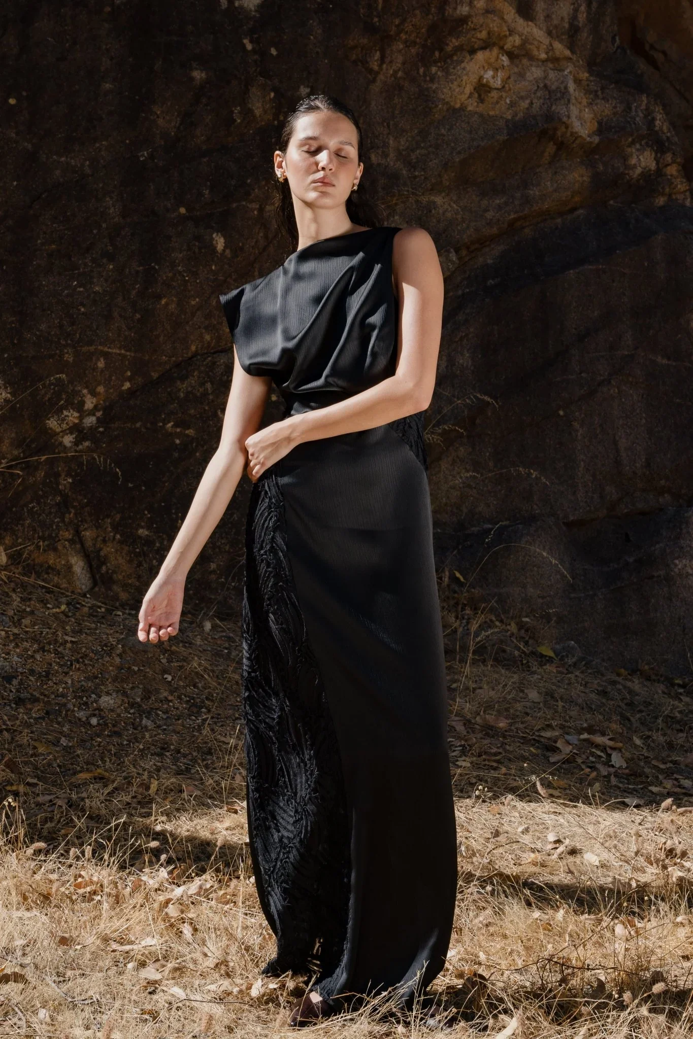 One Fell Swoop Angela Maxi Dress - Obsidian - Image 5