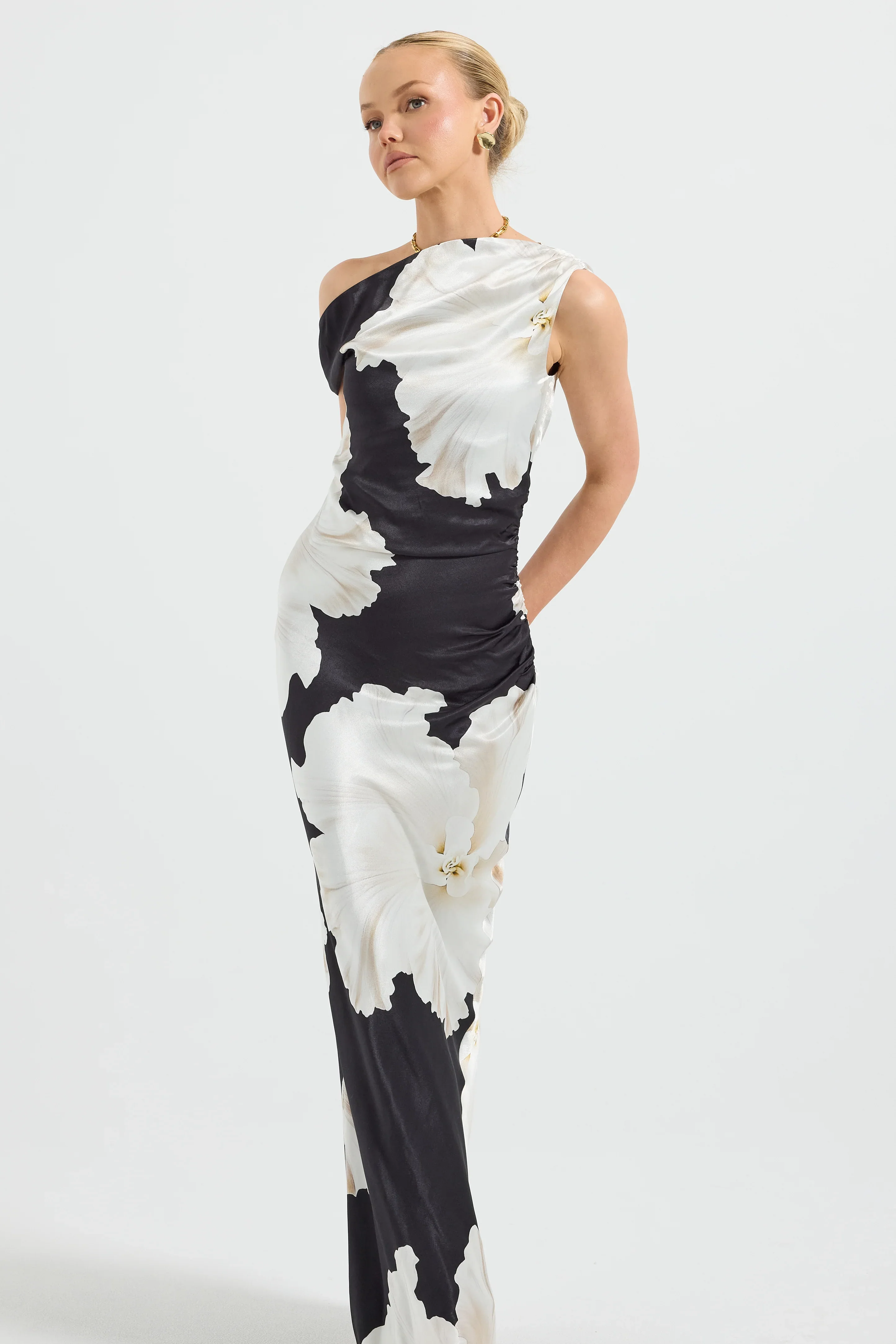 Pasduchas Finley Shoulder Maxi Dress - Midnight - Image 3