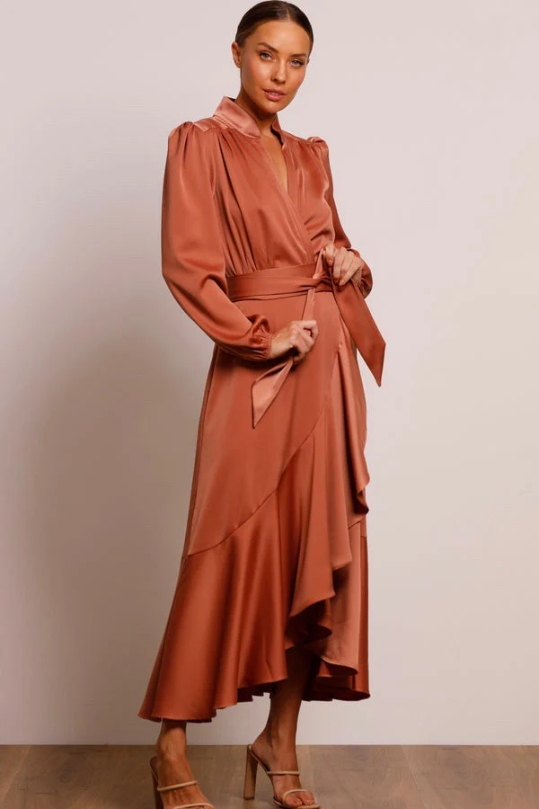 Pasduchas Pinnacle Sleeve Midi Dress - Cinnamon - Image 3