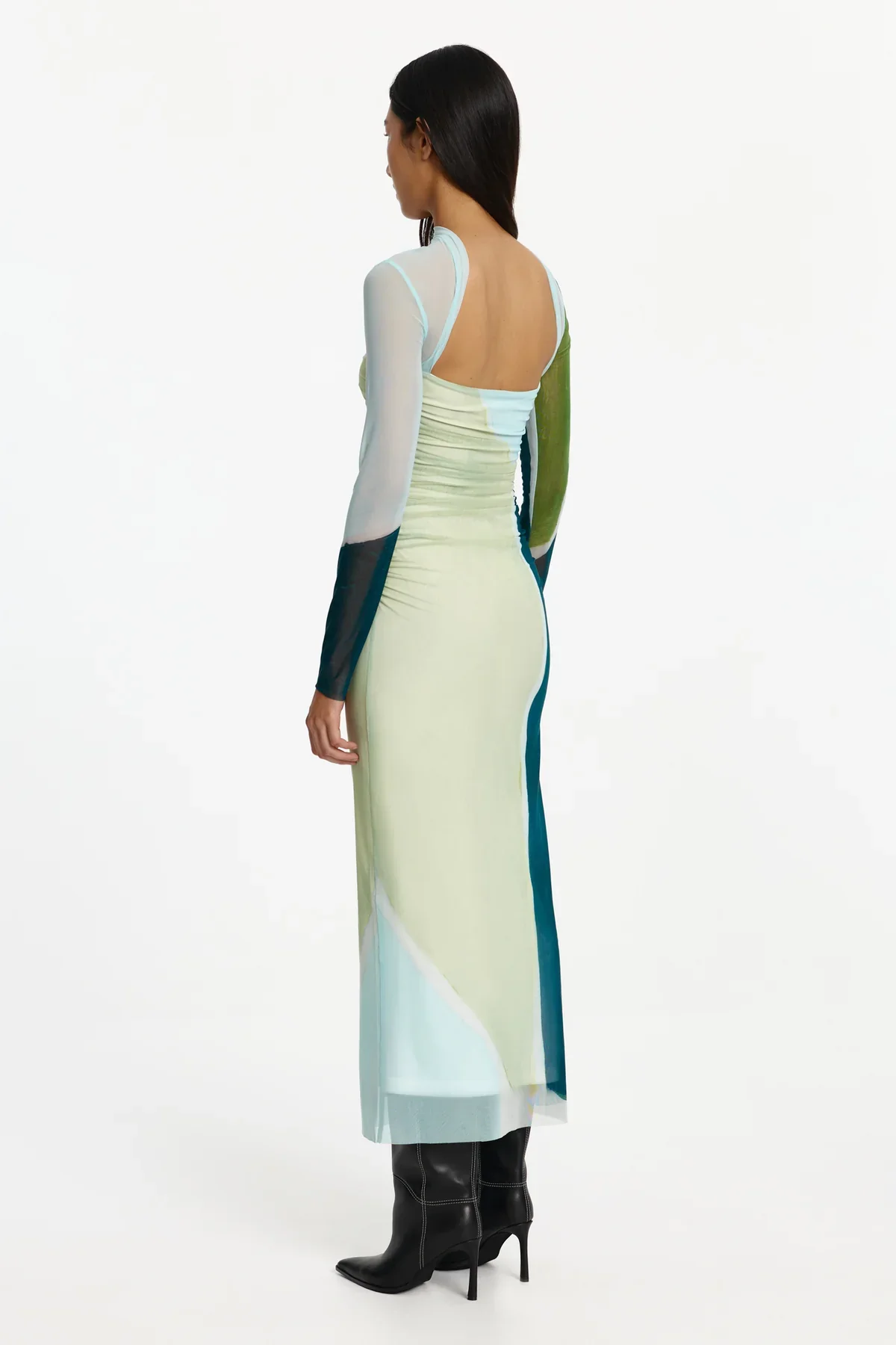 Significant Other Yusra Long Sleeve Midi Dress - Azurea Print - Image 3