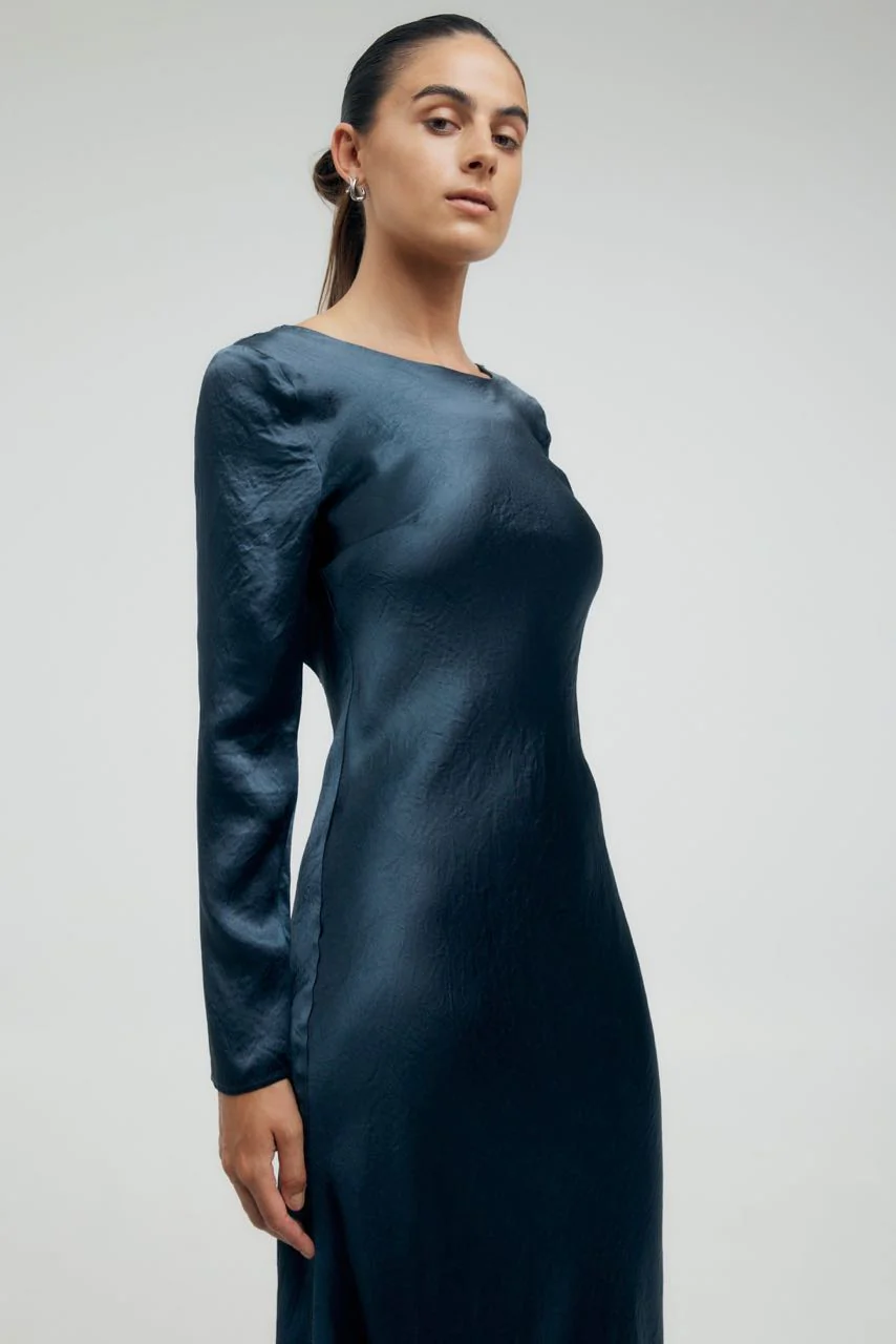 Third Form Crush Tie Back Maxi Dress - Gun Metal - Image 4