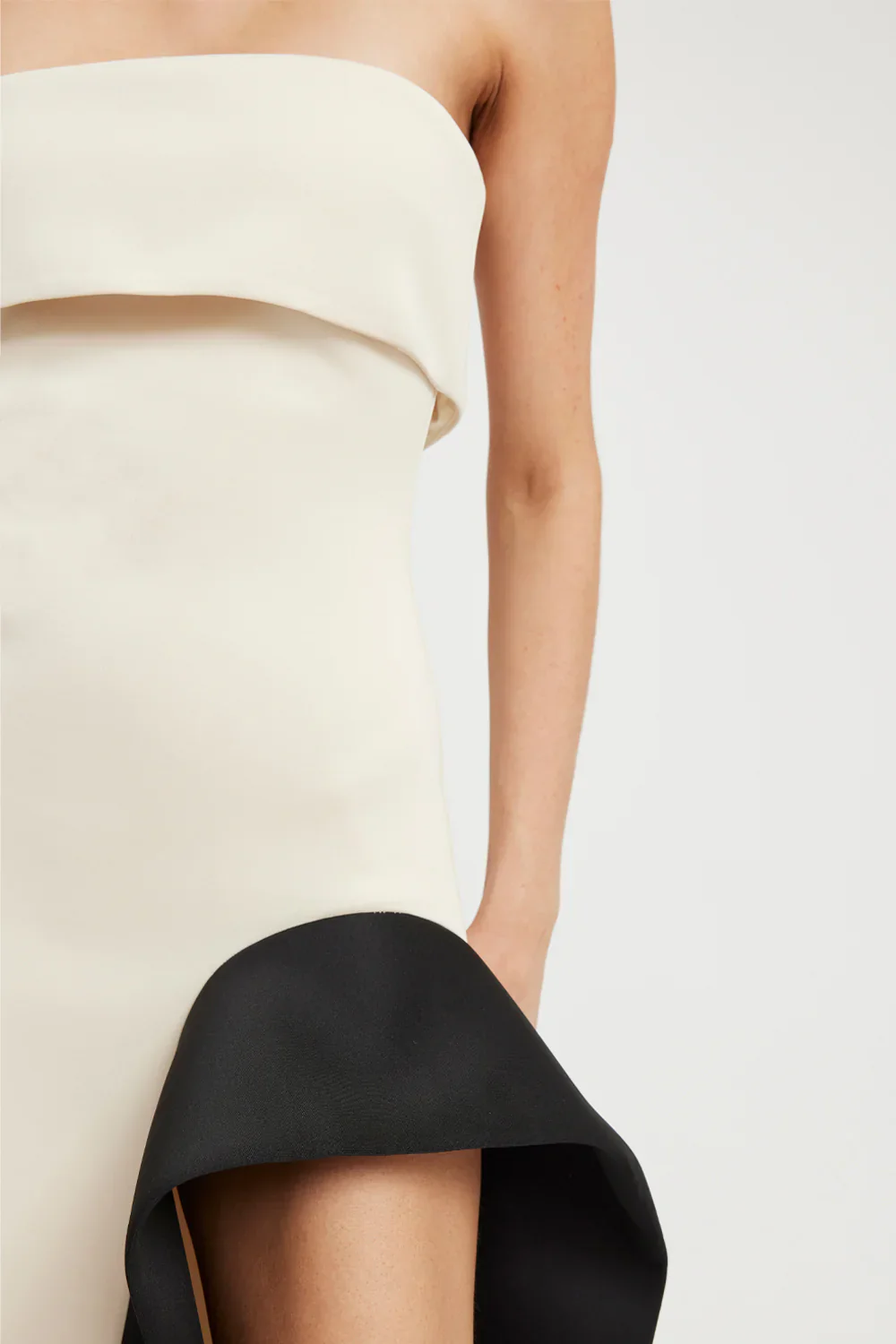 Tojhà Octavia Dress - Champagne Beige/Black - Image 6