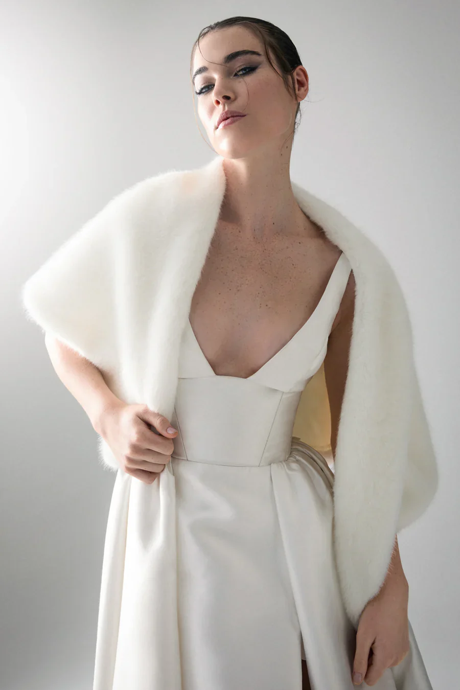 Unreal Fur Yasmine Wrap - Blanc - Image 2